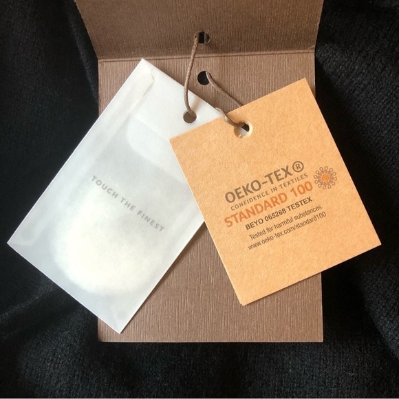 Gentle Herd 100% Wool Lightweight Pullover Sweater Hoodie Black Size Large NWT - Picture 3 of 10